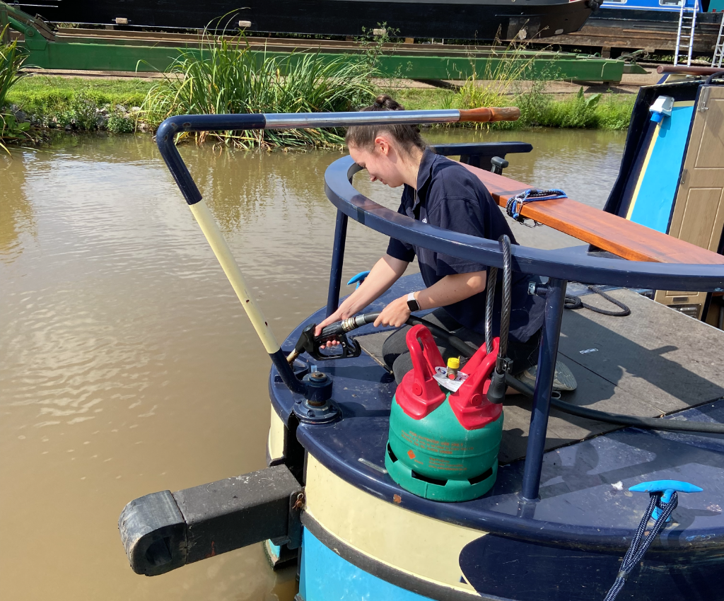 Droitwich Spa Marina - Refuel