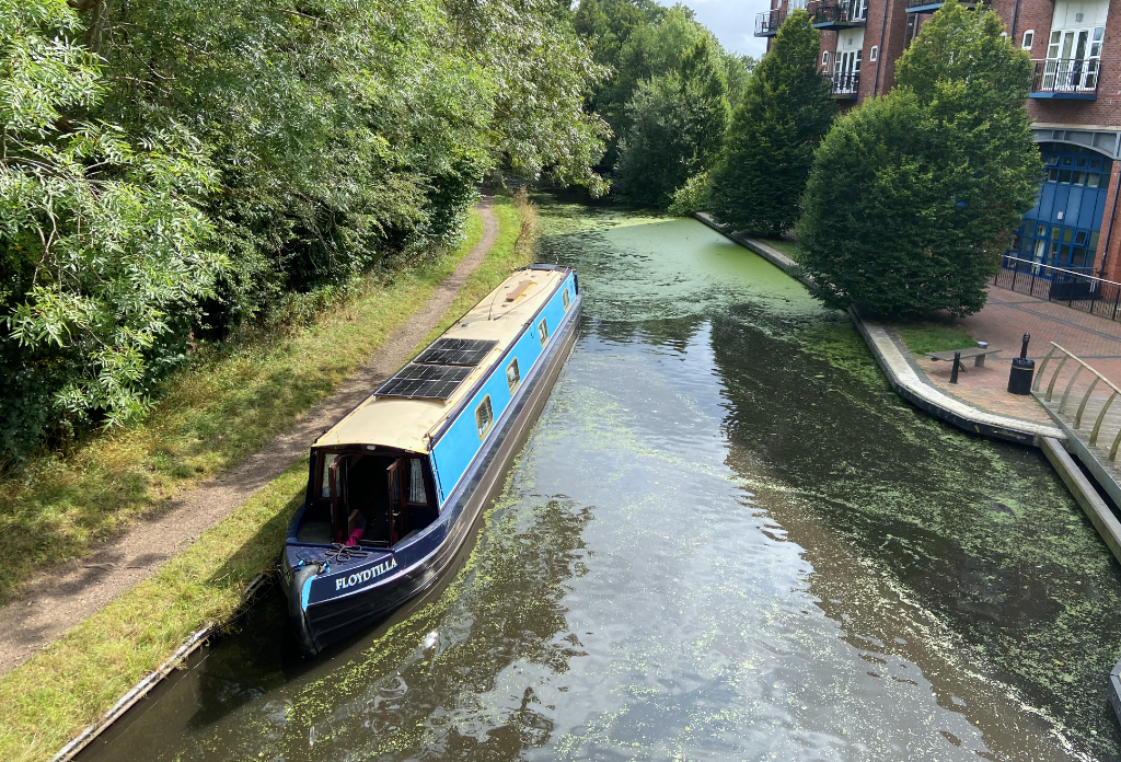 Moored at Dickens Heath